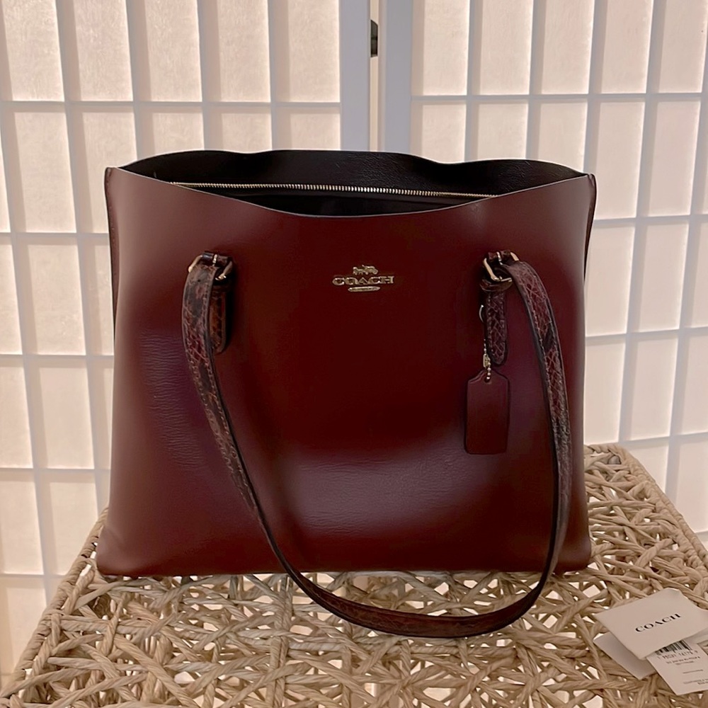 Coach, Molly tote bag, a true burgundy. Snake, print, handles, pebble, leather.